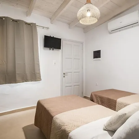 Albatross By Konnect, Corfu